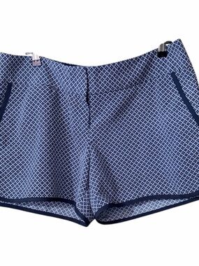 Outback Red Navy and White Geo High-Waist Casual Shorts